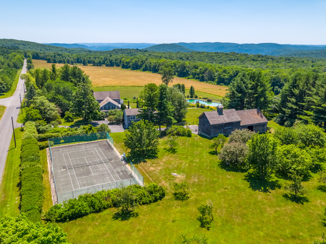 Real Estate drone photography in Connecticut, Massachusetts, New York. Photoflight Aerial Media