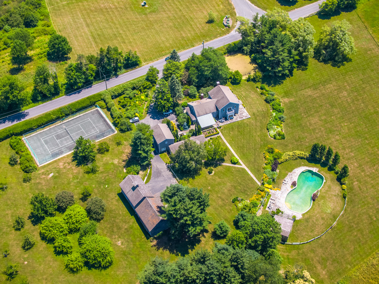 Real Estate video production in Connecticut, Massachusetts, New York. Photoflight Aerial Media